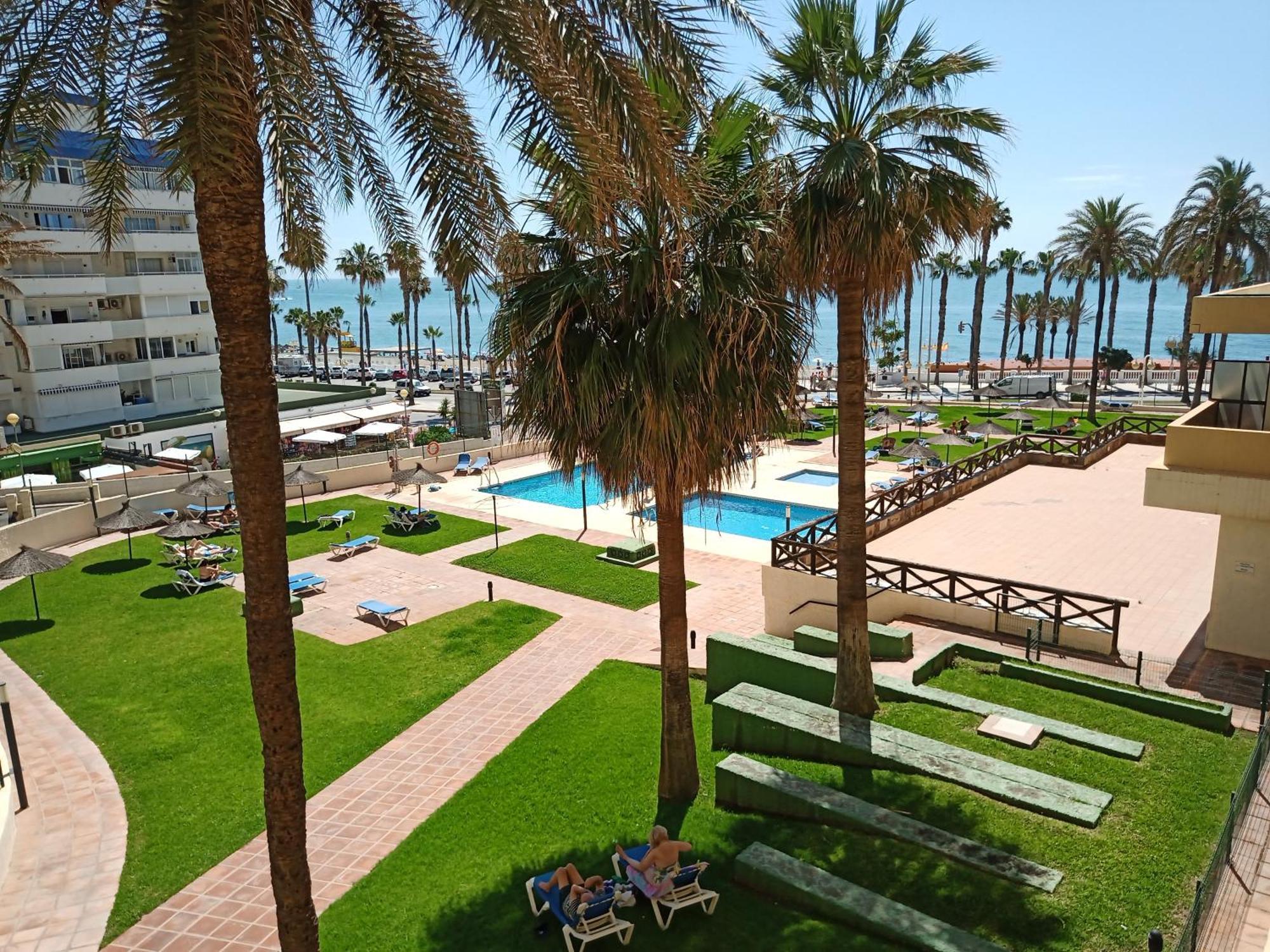 1 Paradise Of Benalmadena Costa Residencial Aloha Playa Vistas Al Mar, Front Beach Mini Duplex المظهر الخارجي الصورة